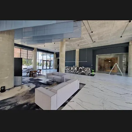 Alezzi Odyssey Apartment *