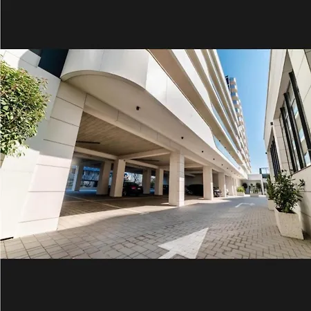 Alezzi Odyssey Apartment